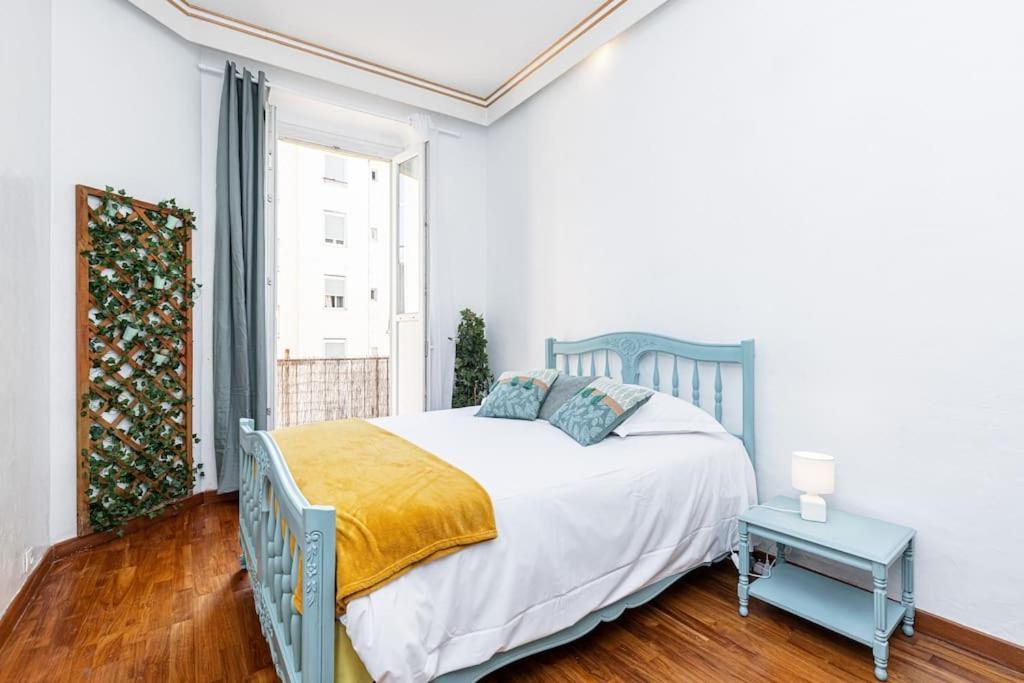 Risso - Comfortable 3 Bedrooms With Balcony Nice Luaran gambar